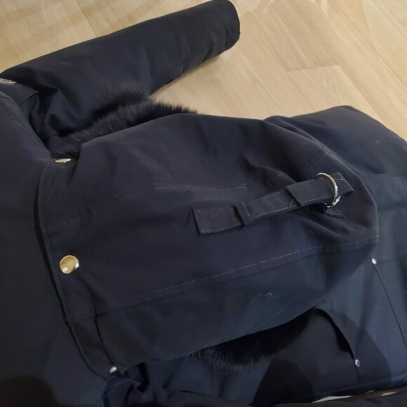 Moose Knuckles Coat - Picture 4 of 7